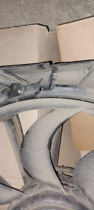 Продам боковина, левое крыло, вентилятор