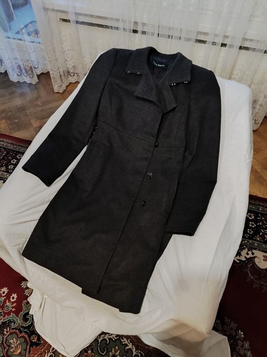 Оригинално елегантно дамско палто