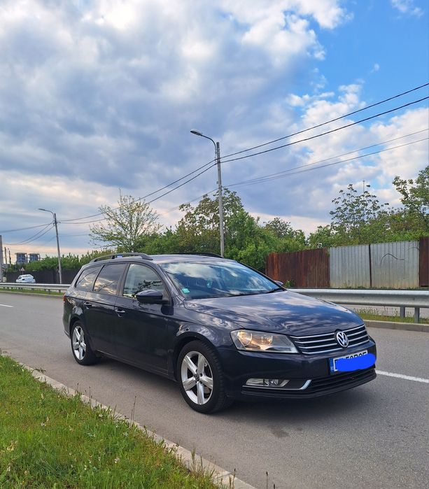 VOLKSWAGEN Passat