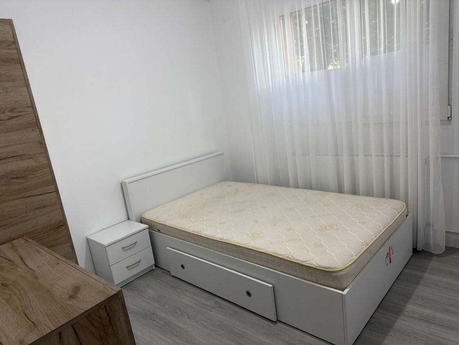 Apartament de inchiriat
