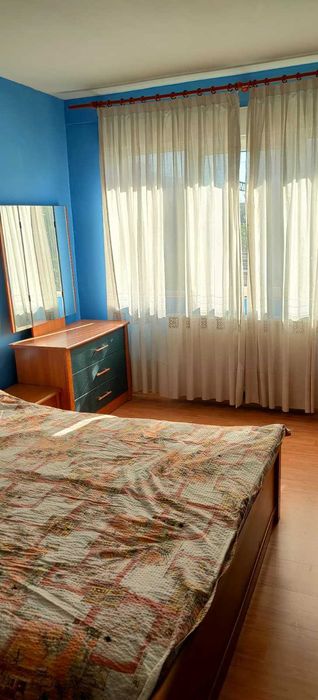 Apartament cu 3 camere în zona Piața Victoriei, Basarab