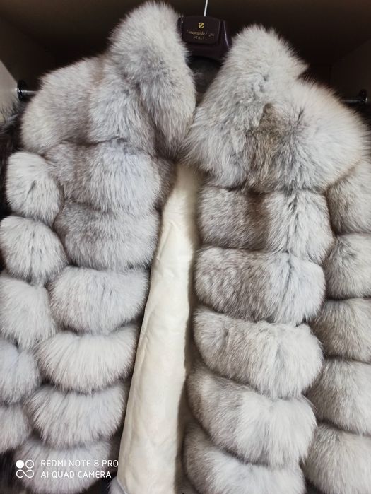 Шубы разгружаю гардероб