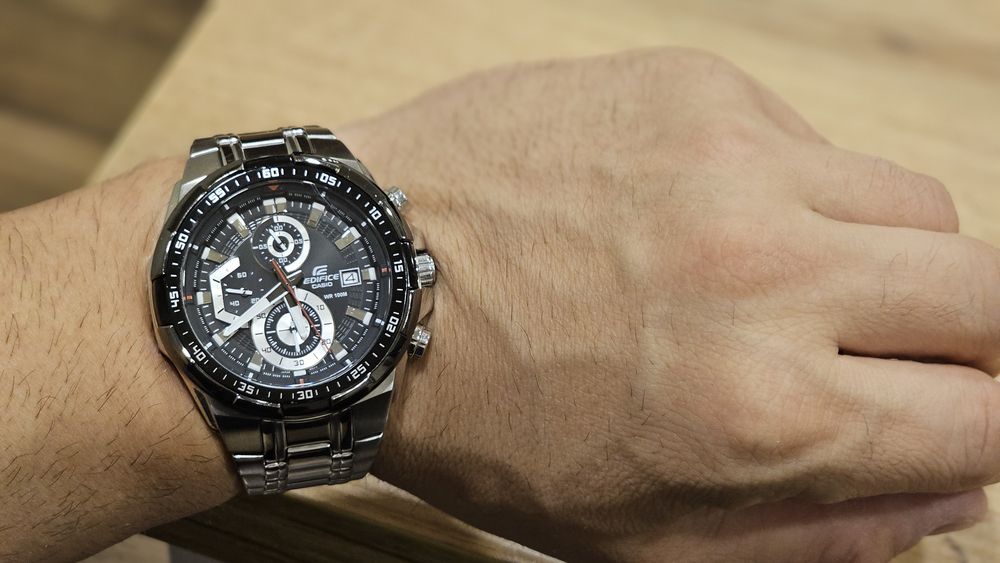 Часовник Casio Edifice EFR-539D