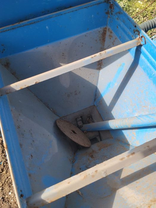 Semănătoare Mecanica Ceahlăul 8 rânduri
