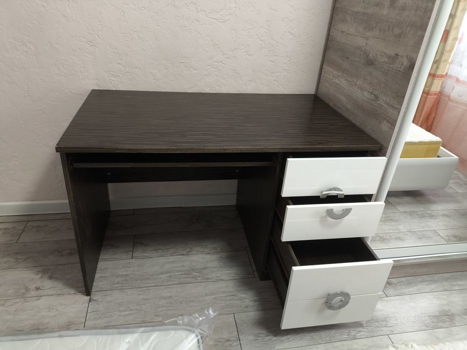 Продам Тумбу Беларуский материал