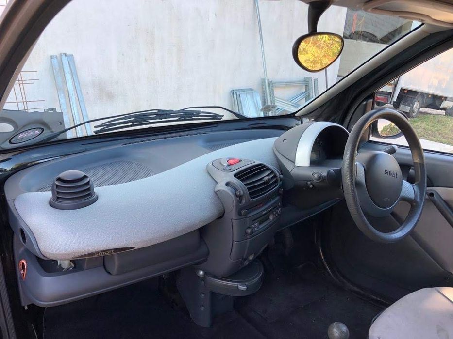 Smart for two продава се цял за регистрация или части пак цял.