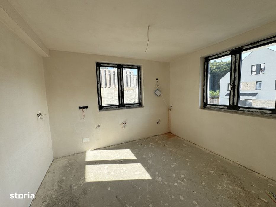 Casa tip duplex, 135mp utili, 4 camere, Semifinisata, Garaj, Zona Taut