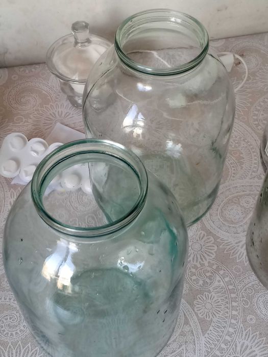 Продам банки стеклянные, разные