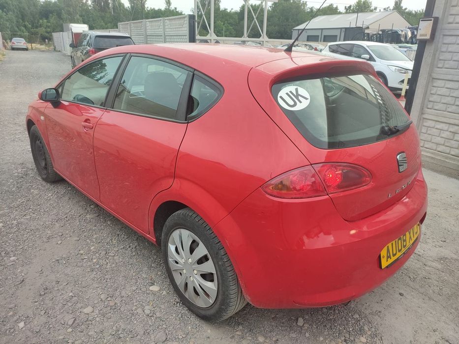 Usa fata stanga/Usa spate stanga/Haion cu luneta/Usa fata dreapta Seat Leon 1.6 MPI  an 2008