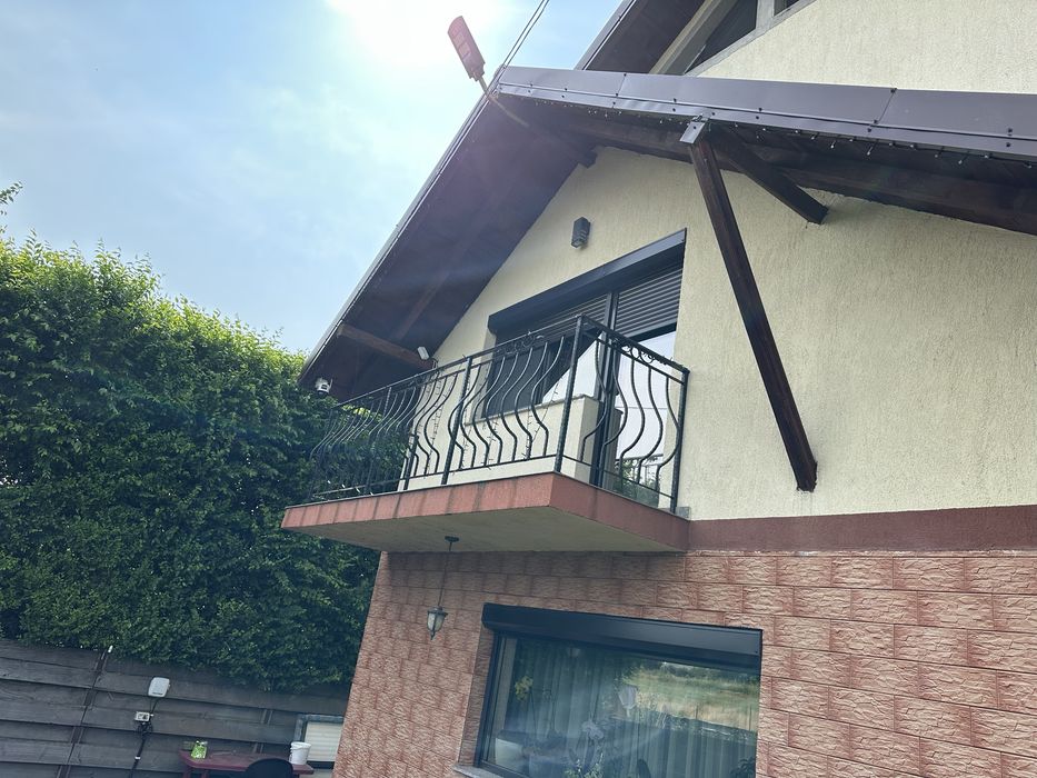 Rulouri exterioare din aluminiu, plase de insecte, plise, montaj mobila, glaf