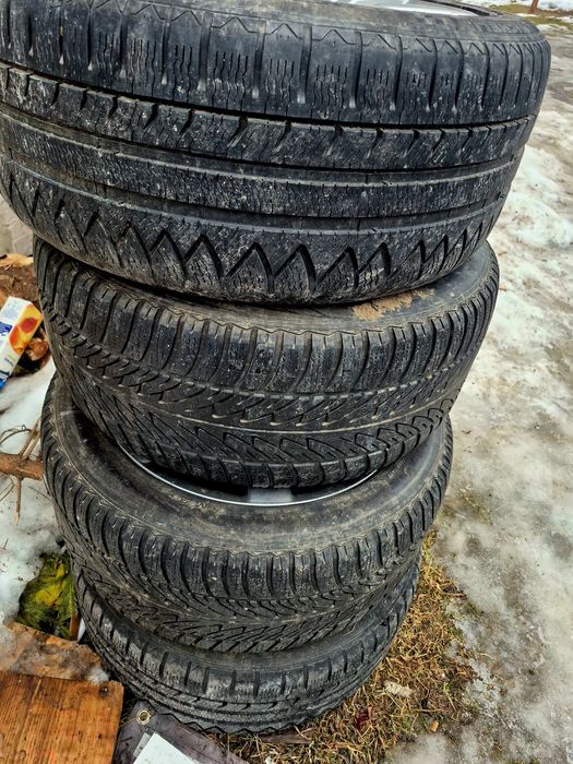 Vând jante cu cauciucuri