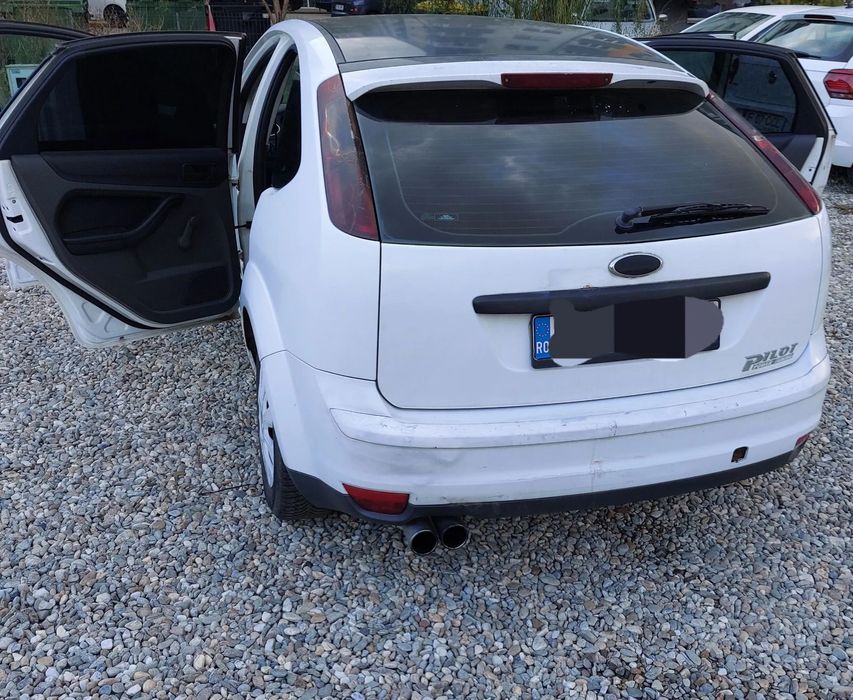 Ford Focus Mk2 an 2007-urgent doar in weekend!