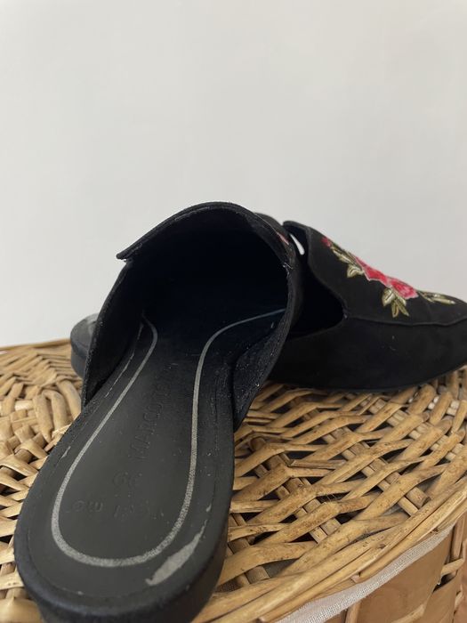 Продам шлепки мюли