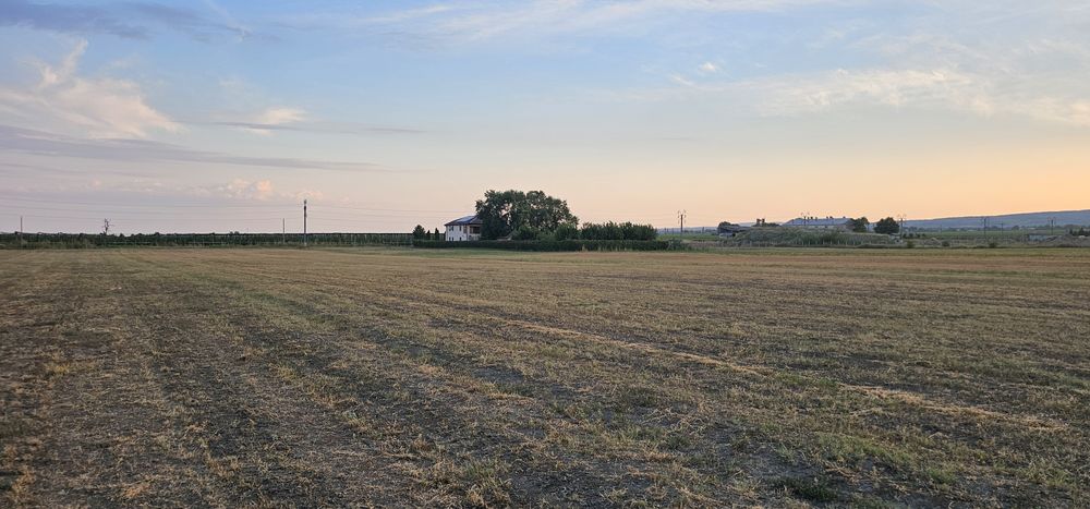 Vând 12457 mp teren intravilan și extravilan în  Costești, Vrancea