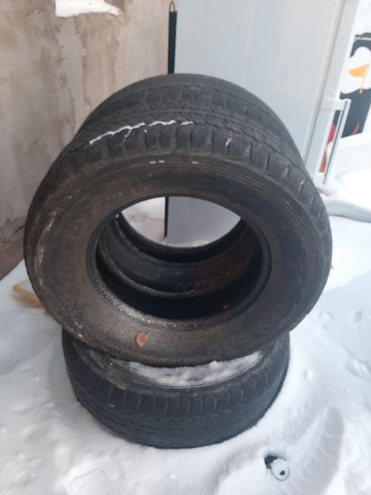 Отдам резину на лексус 470