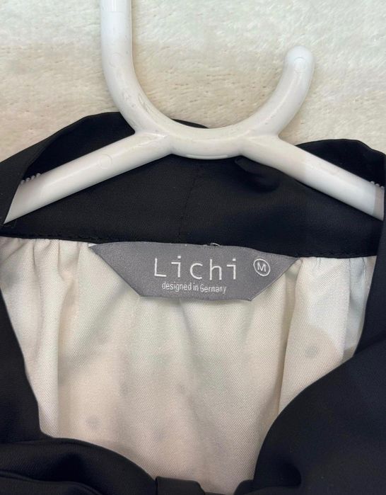 Платье Lichi размера m