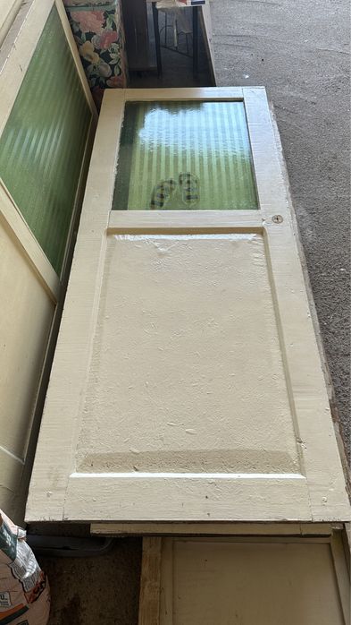 Деревянные двери