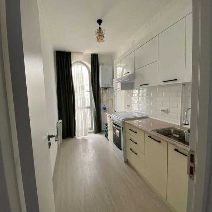 Ж.К Assalom Sohil.  1 комнатная квартира 27 м2 (5минут до центра)