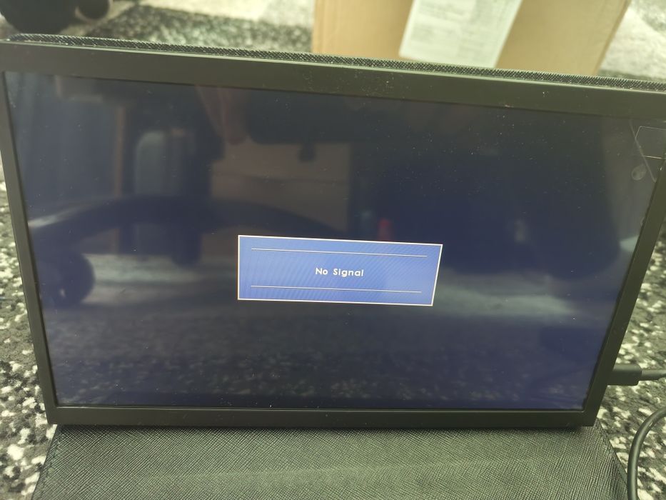 Mini display HDMI alimentat USB-c