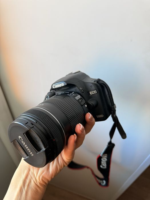 Продам Canon EOS 500D + объектив Canon 18-135