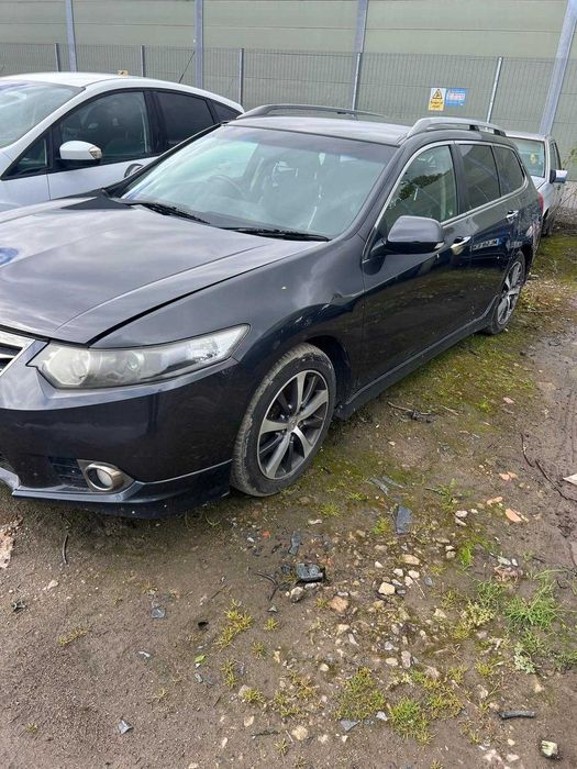 Dezmembrez Honda accord 2.2D cod N22B1 cutie 6 trepte