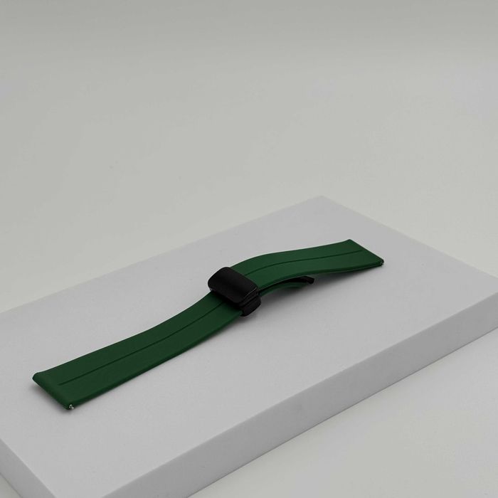 Силиконова каишка с магнитна закопчалка за Samsung/Huawei/Amazfit и др