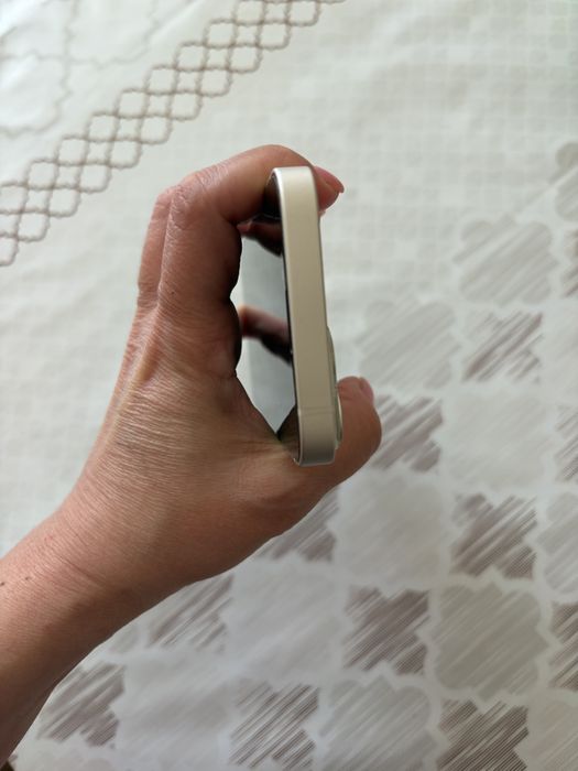 Телефон iphone 13 mini