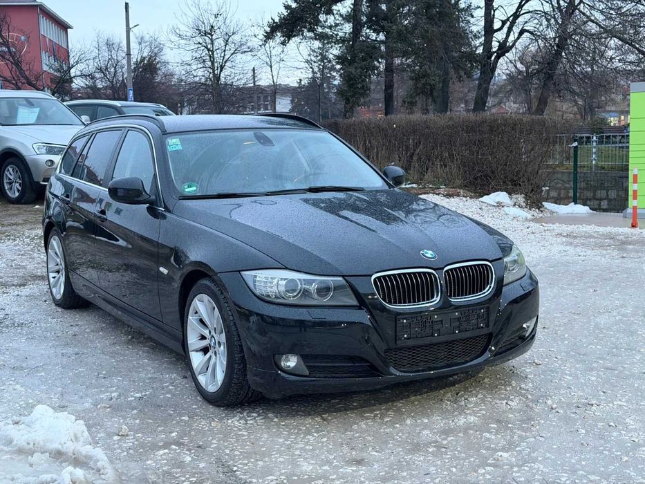 BMW 325 Face, Navy, 204