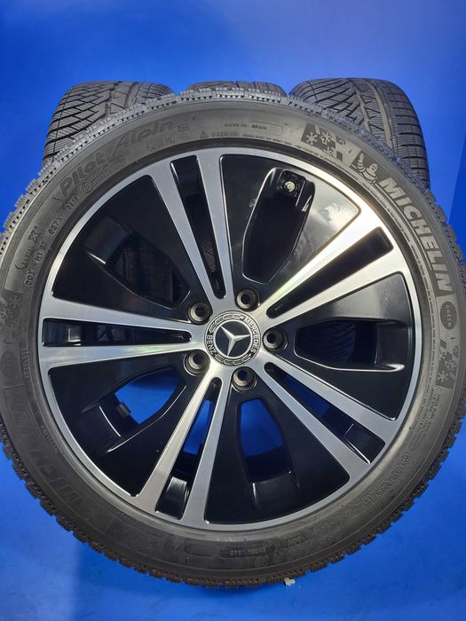 SUPER PRET -Jante OE Mercedes E Klass W213 R18 ca NOI + anvelope bonus