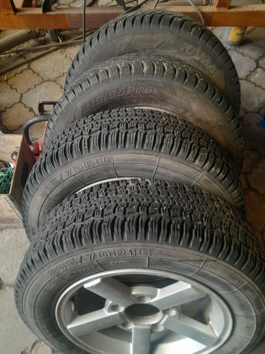 продам шины зимние