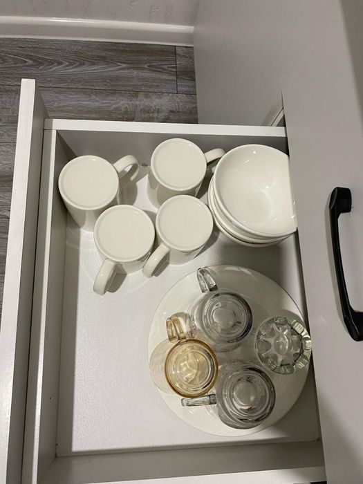 По часам 2000 тыс,В центре