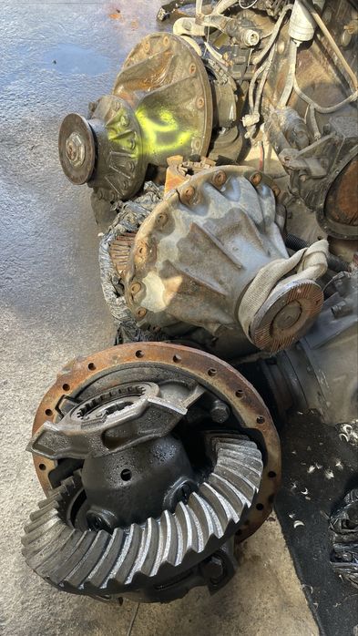 Двигатиль все есть