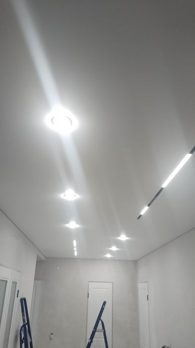 Услуга натяжные потолкй