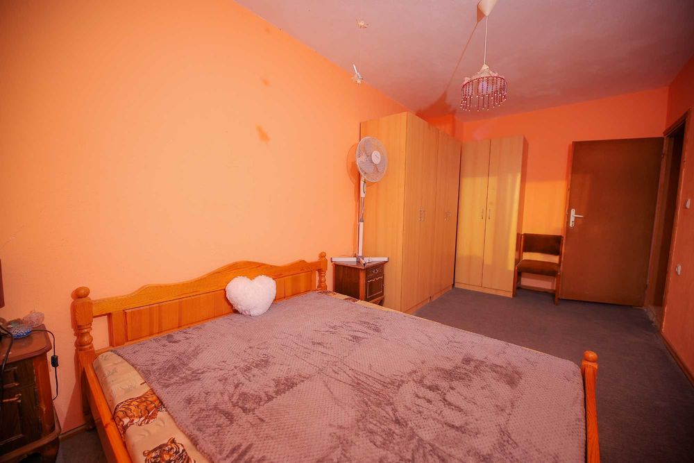 Продава се Къща в с. Ново Ботево, Област Добрич - 324 кв.м за 282 €/кв.м - Снимка #20