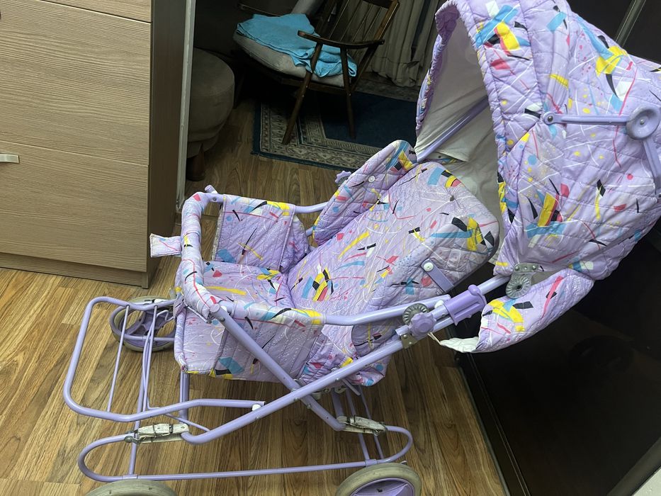 Продам коляску производство польша