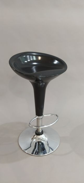 Два барных стула