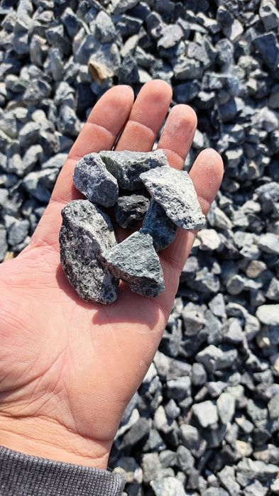 Piatra pentru drenaj,piatra sparta,piatra concasata,pamant gazon,nisip