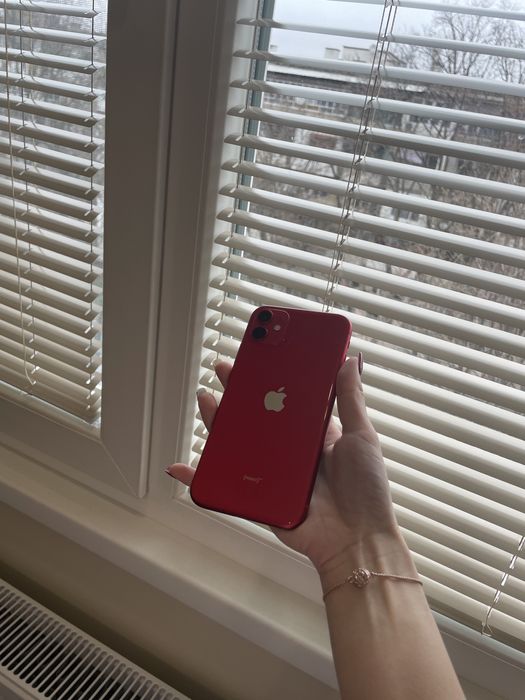 Iphone 11 Red, 64GB