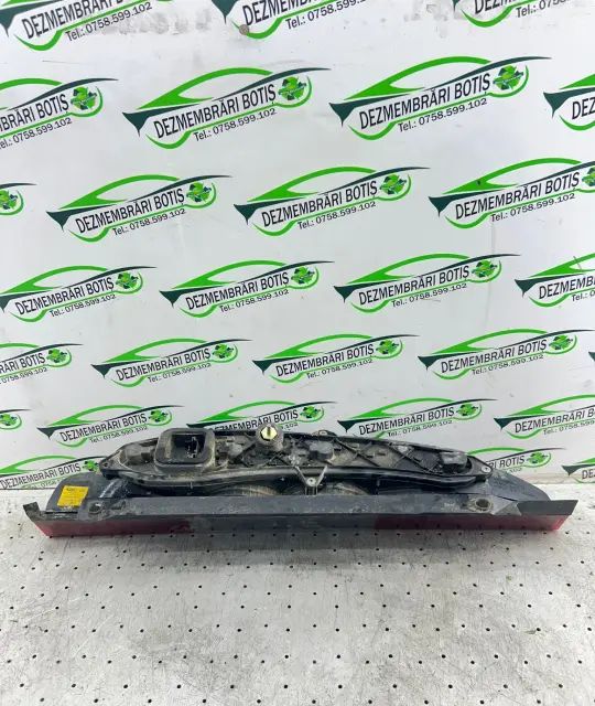 Lampa / Tripla stop dreapta pe aripa 040600999000/40600748