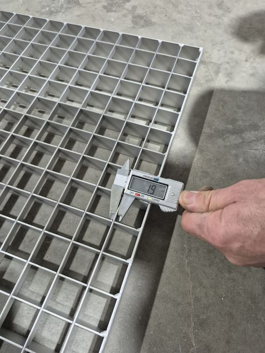 Grilaj inox austenitic 316 neferitic 100x100x3 cm