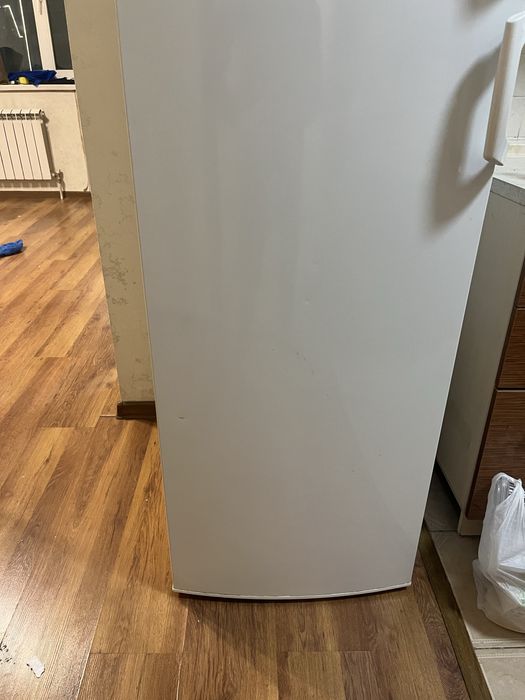 продается холодильник в рабочем состоянии