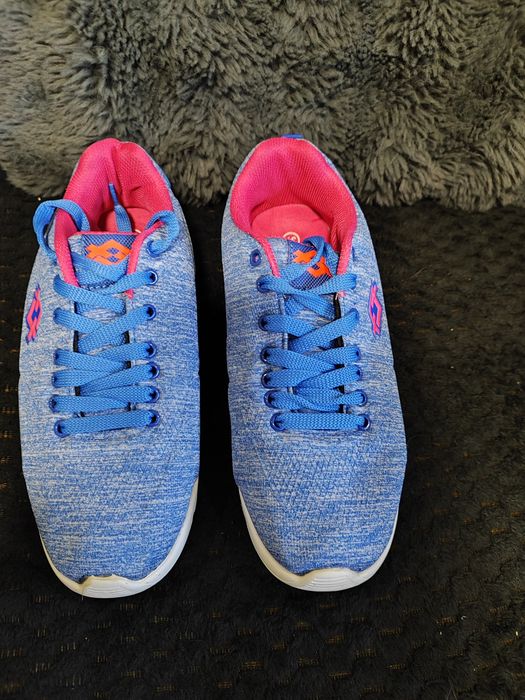 Дамски маратонки 37 номер