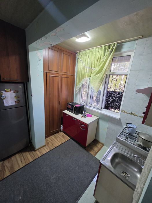 Мирзо Улуғбек тумани Феруза массиви 3/2/4.