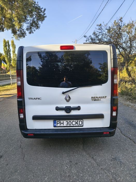 RENAULT Trafic 2016 — imagine 2