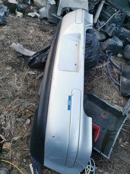 Запчастей на машине машину