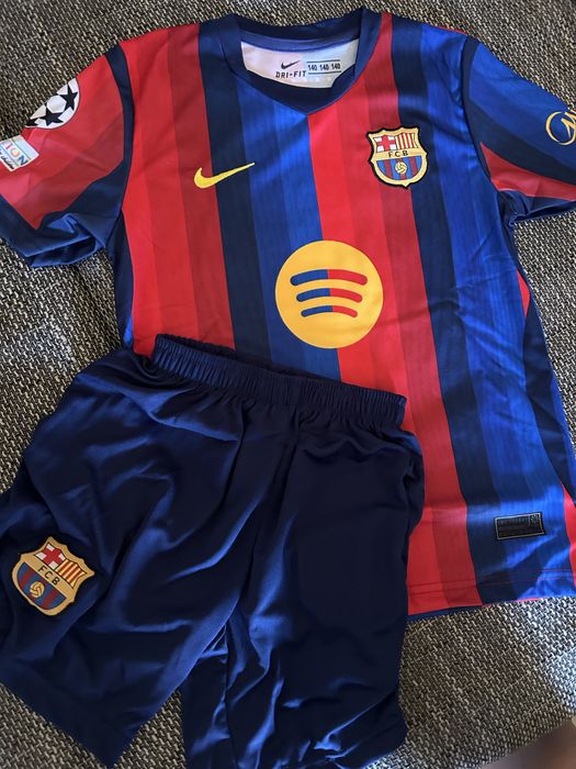 Echipamente de fotbal pentru copii