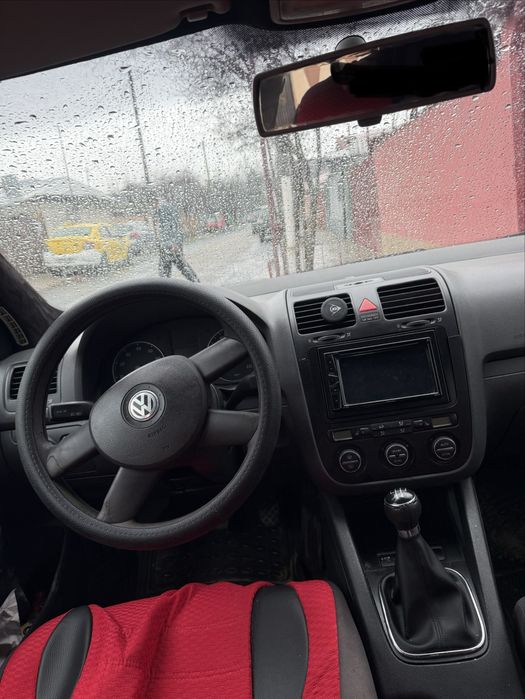 Golf 5 1.4Mpi 2004