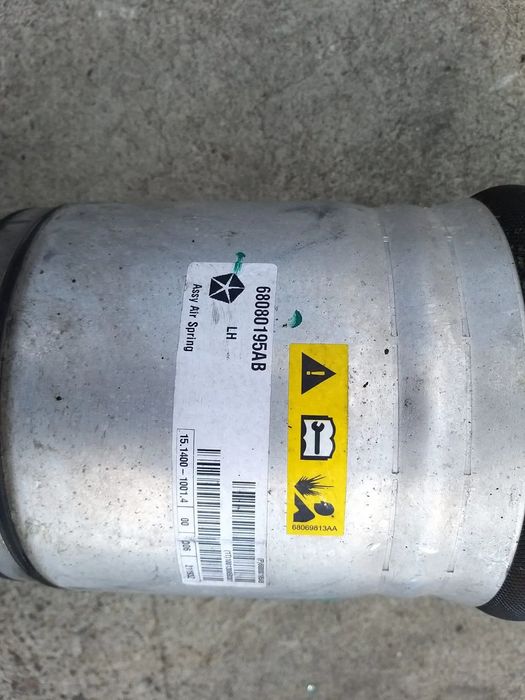 Amortizor suspensie pneumatica perna aer stanga fata 3.0 crd jeep grand cherokee 4 wk wk2 68080210ab 68080195a