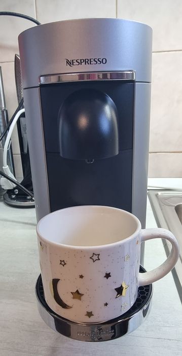 Кафемашина Nespresso Vertuo plus