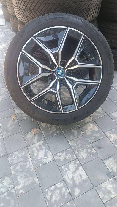 BMW i5 19 original diska balon